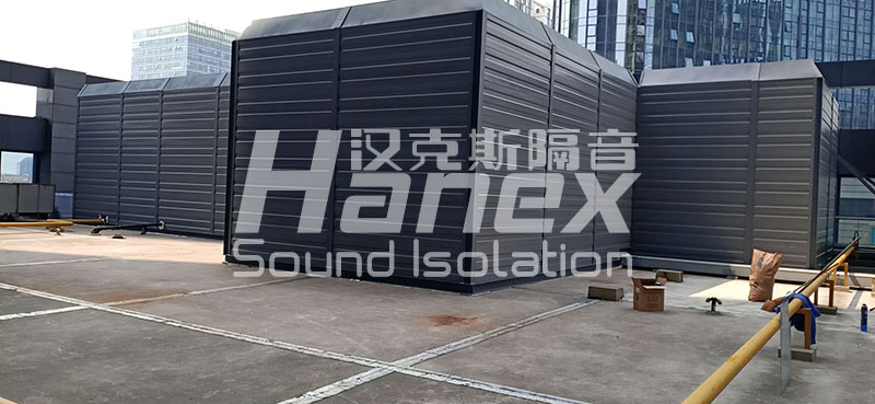 蘇州大區宏海店螺桿式空調機組隔音降噪